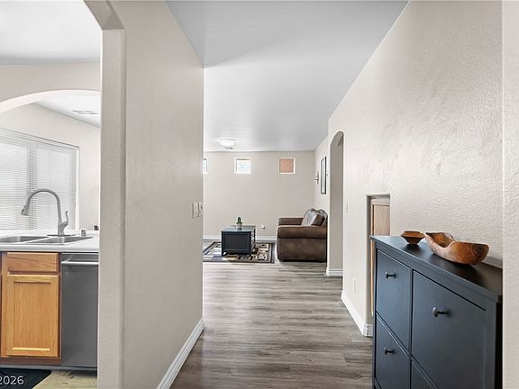 4th image of 6307 Petron Ct