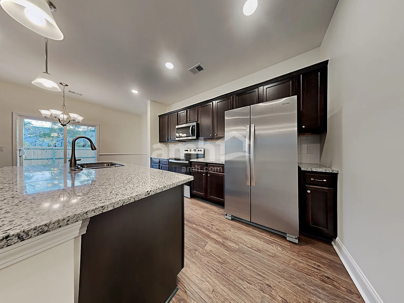 4 bed, 2.5 bath, 1888 sqft, $3,185 — Photo 4