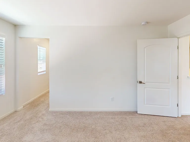 4151 Flint Ave — Photo 14
