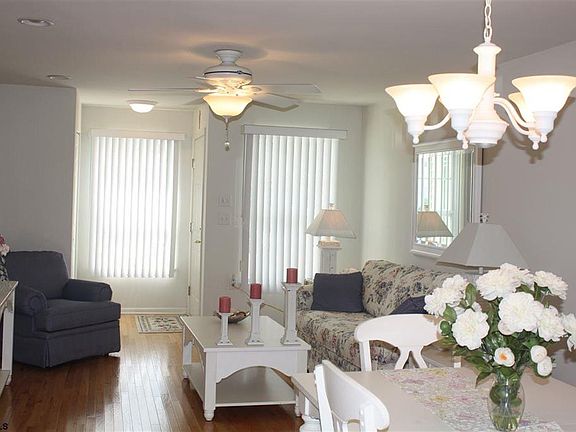 3rd image of 45 E Woodland Ave #45