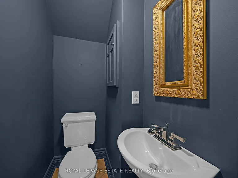 101 Silver Birch Ave — Photo 23