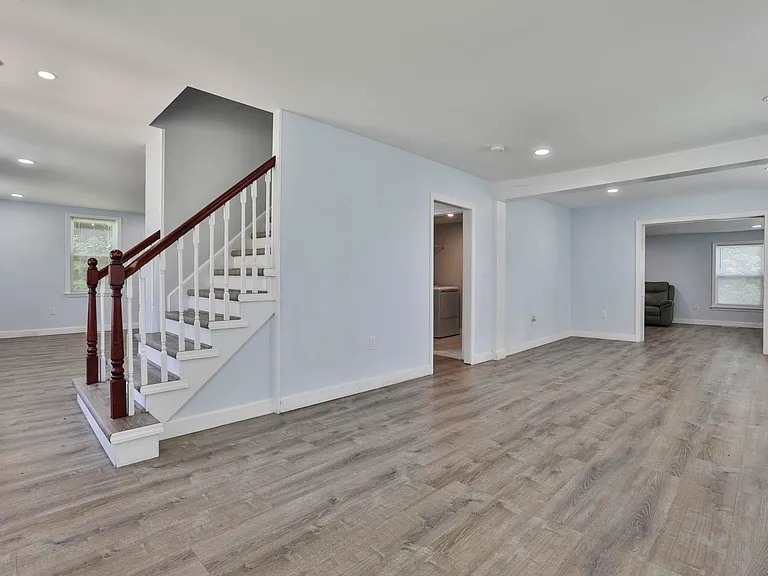 151 Tolles St — Photo 7