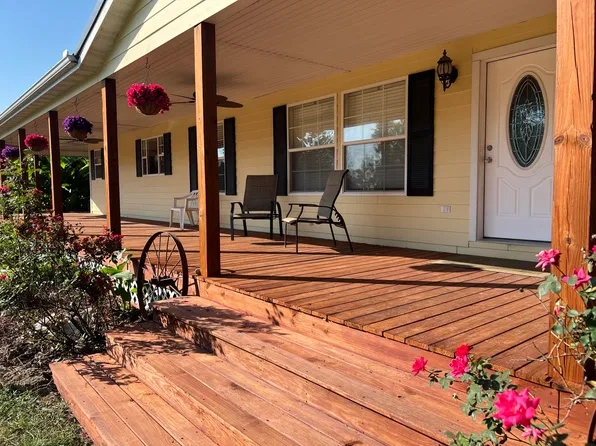 2355 King Road, Mountain Grove, MO 65711