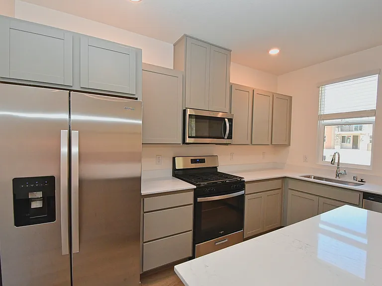 1016 Middle Gate Rd — Photo 7
