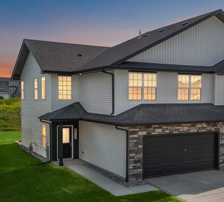 4298 W 77th Pl, Merrillville, IN 46410