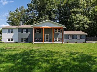 6110 Holiday Ln, Dublin, OH 43016