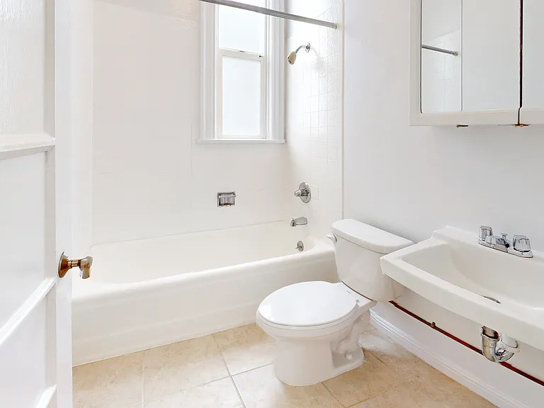 3097 Washington St #14 — Photo 11