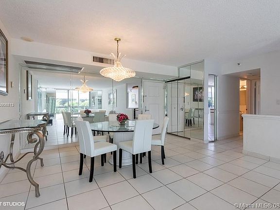5th image of 19101 Mystic Pointe Dr APT 302
