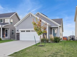 1208 NW Yorktown Dr, Waukee, IA 50263