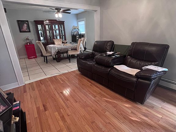 2nd image of 22 Brighton Ave APT 1