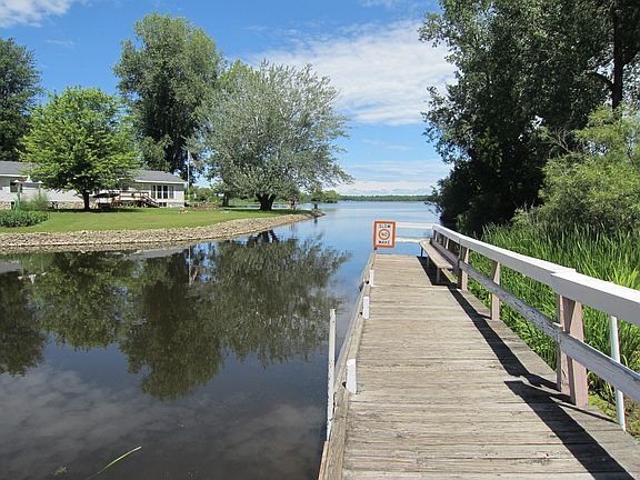 5th image of W4688 Swan Acre Dr