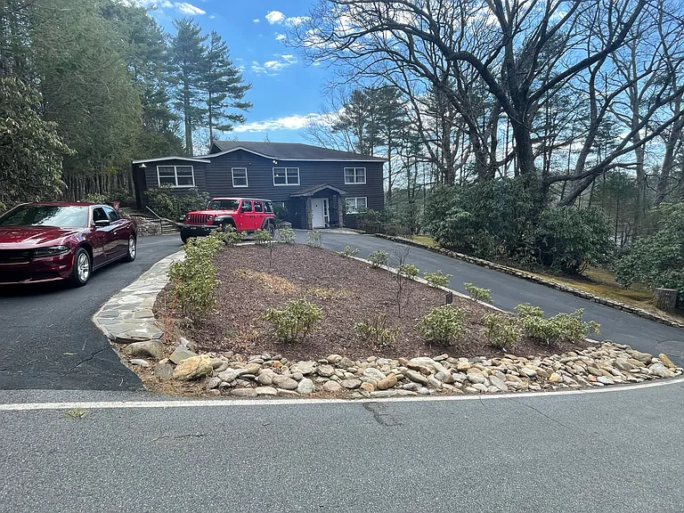 640 Morningside Dr — Photo 1