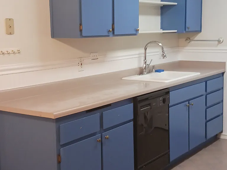636 Cappella Dr — Photo 2