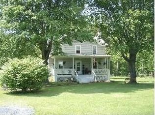 178 Grandy Ln, Basye, VA 22810