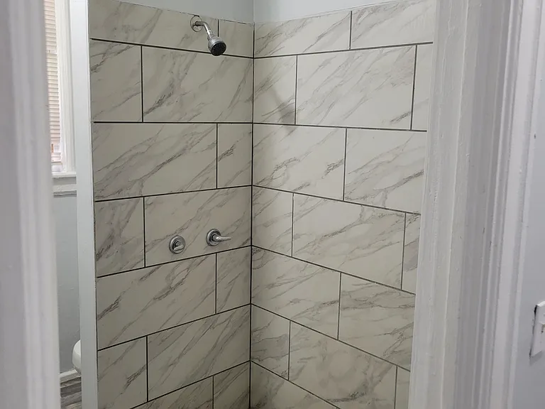 400 Church St #2 — Photo 3