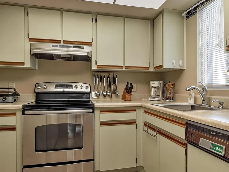 1606 SE Green Acres Cir #S203 — Photo 11