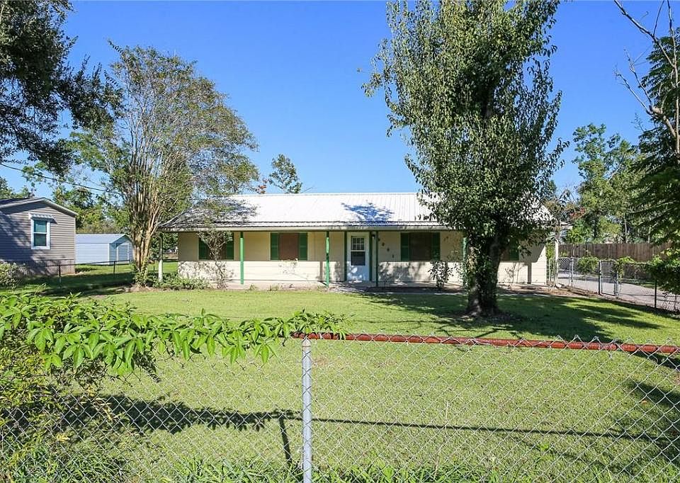 1st image of 6041 Bennie Ln