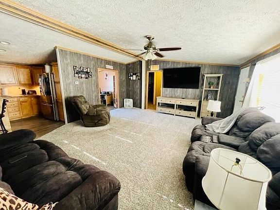 4th image of 453 Newark Ave