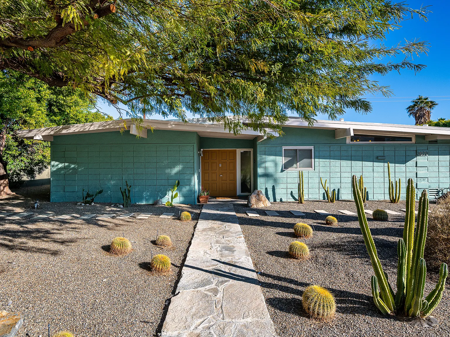 4 bed, 1416 sqft, $4,500 — Photo 3