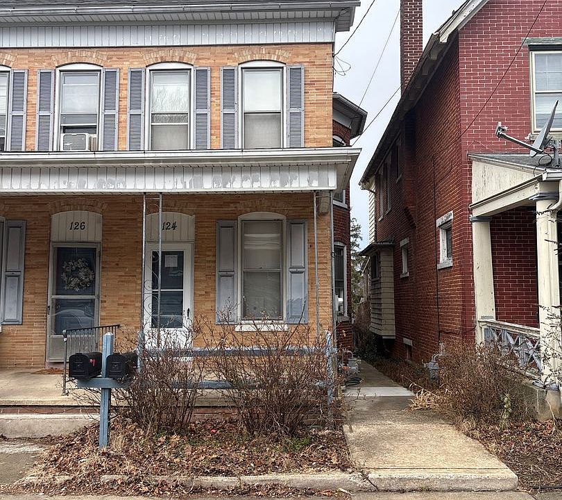 1st image of 124 S Walnut St Front 124