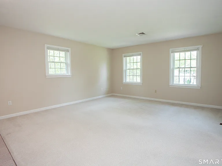24 Old Mill Dr — Photo 19