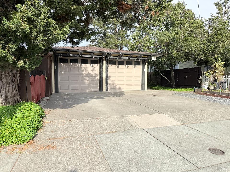 1st image of 303 Boyce Street
