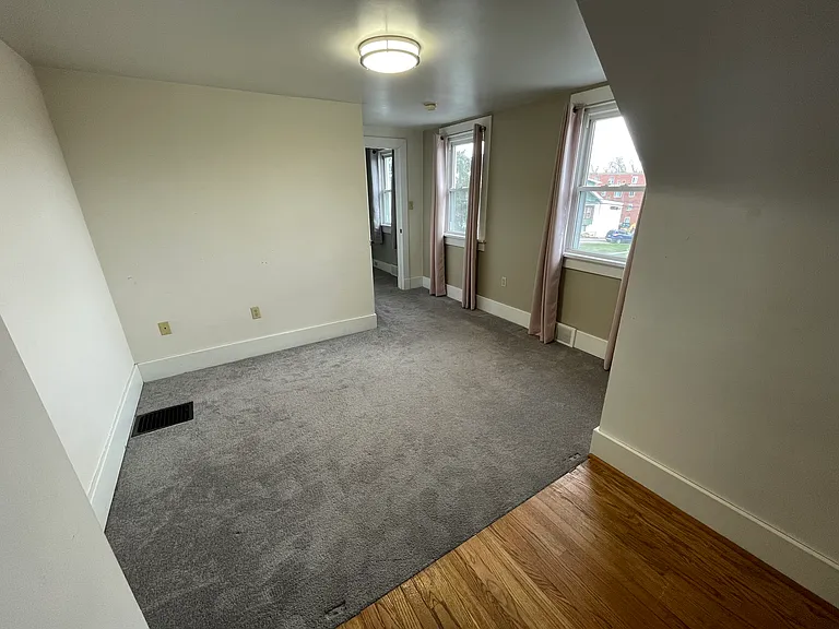 967 Perry Hwy #2 — Photo 9