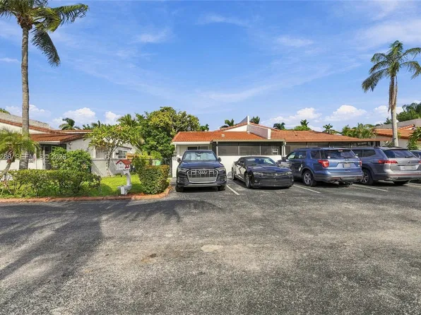 8292 NW 36th St, Sunrise, FL 33351