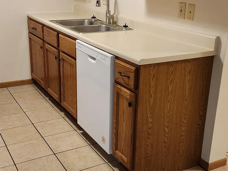 7325 Midland Rd #9 — Photo 10