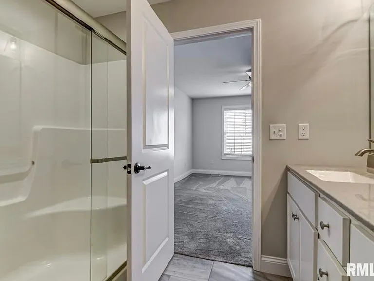 1811 Spartan Dr — Photo 15