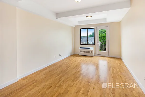 Rented by (Legacy) Elegran | media 2