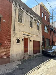 537 Court Street