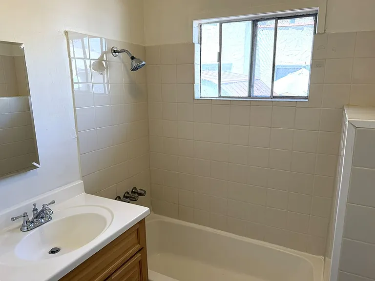 1530 & 1532 S Gaffey St — Photo 16