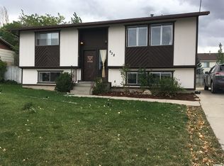 638 Valley View Dr, Tooele, UT 84074