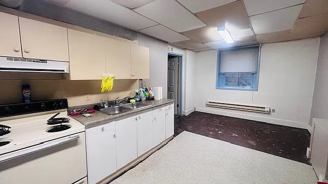 528 S Lucas St #2 — Photo 4