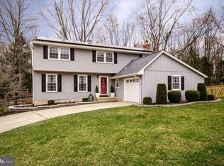 691 Cornwallis Dr, Mount Laurel, NJ 08054