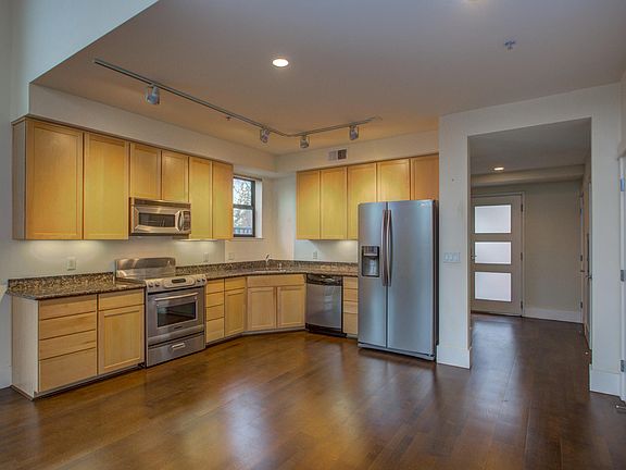 3rd image of 925 The Alameda Unit 301