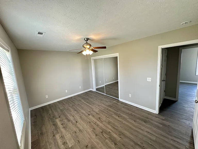 4303 Camry Dr — Photo 9