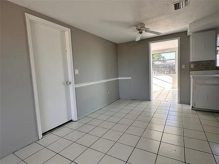 3215 Bright Dr — Photo 14