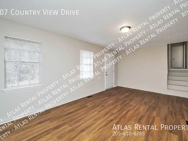 607 Country View Dr — Photo 5