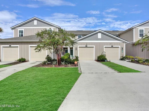 874 CAPITOL Parkway, Jacksonville, FL 32218