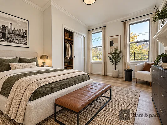 Bedroom, photo 1
