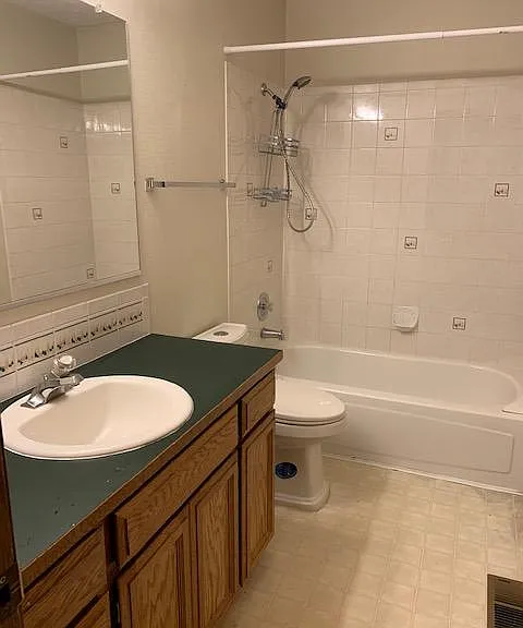 4024 E 34th Ave — Photo 13