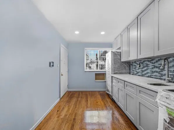 13311 95th Ave #1, South Richmond Hill, NY 11419