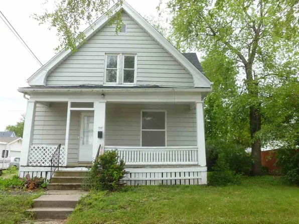 717 8th Ave SW, Cedar Rapids, IA 52404