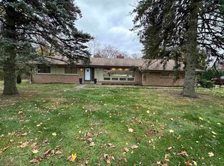 5839 Blandford Ct, Bloomfield Hills, MI 48302