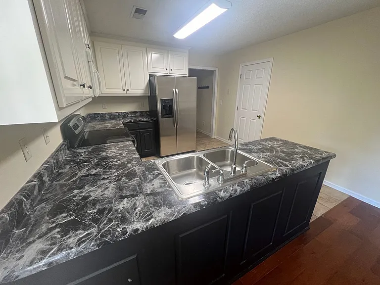14163 River Point Cir — Photo 25