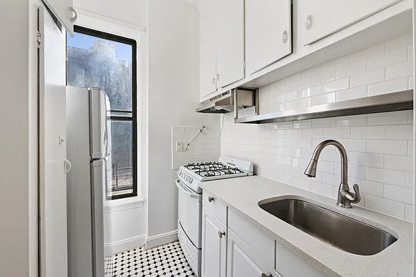 Rented by Corcoran | media 2