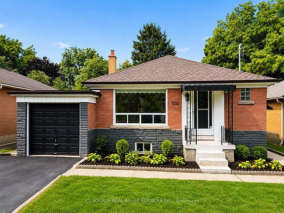 2nd image of 100 Ballacaine Dr
