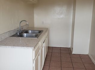 1335 E 76th St #1339-3/4, Los Angeles, CA 90001
